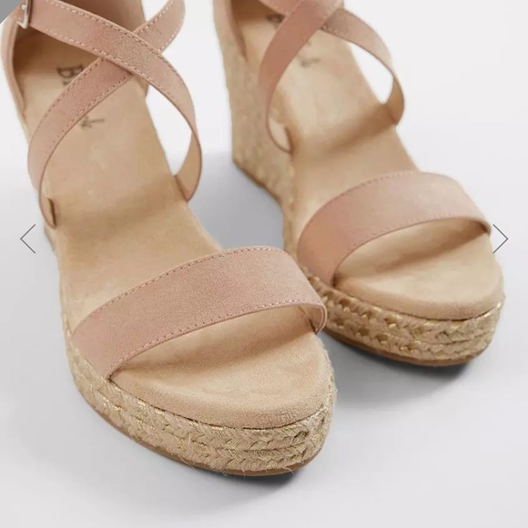 BKE by Buckle Pink and Gold Davinia Wedge Sandal - Picture 3 of 6